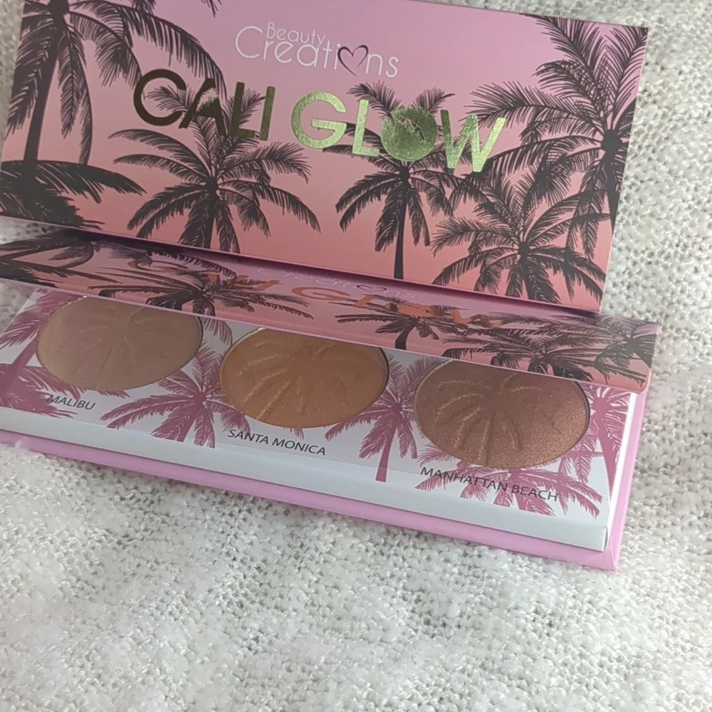 BEAUTY CREATIONS Cali Glow Highlighter Palette, 18g/0.64oz - Picture 2 of 13